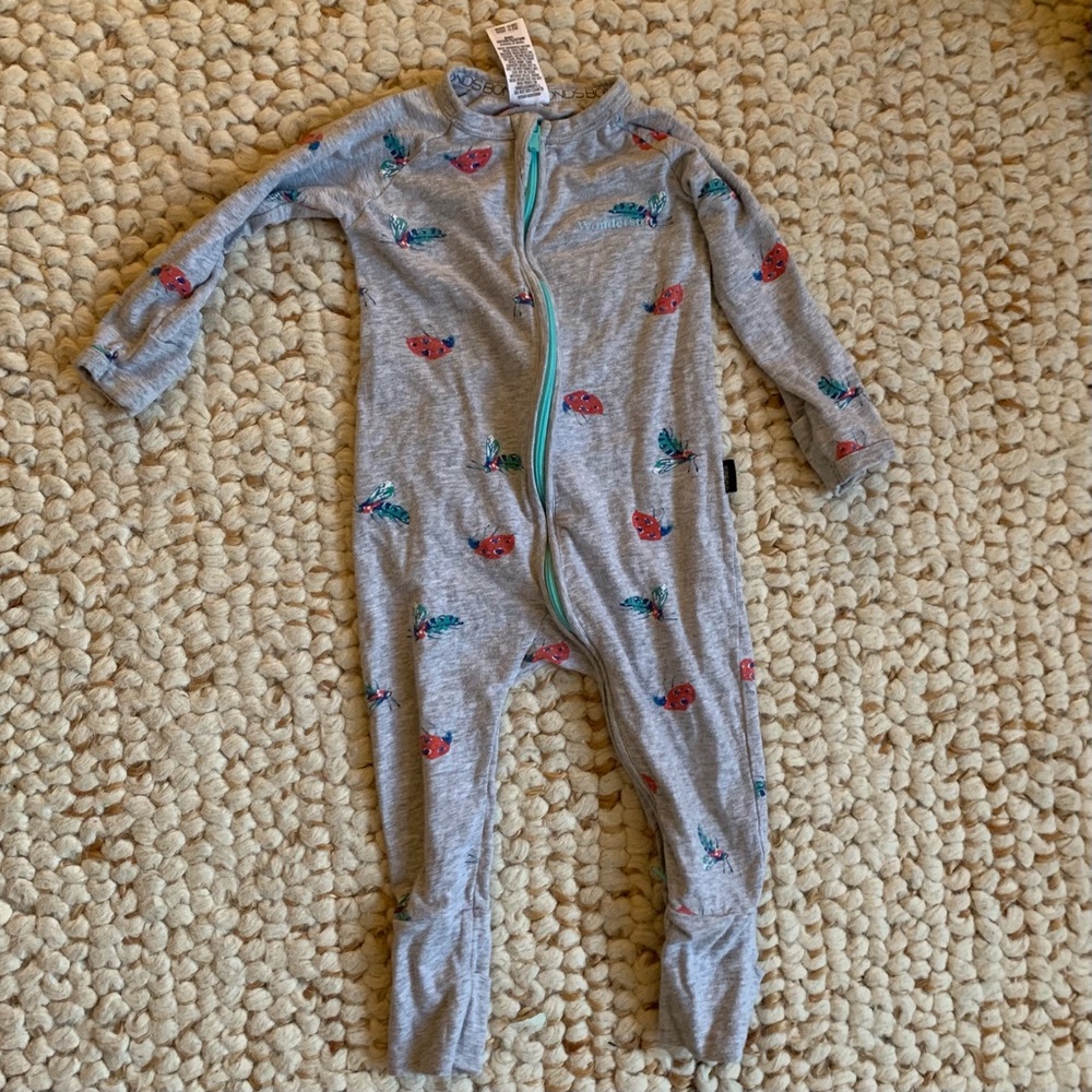Bonds Wondersuit Size 6-12m Sleeper